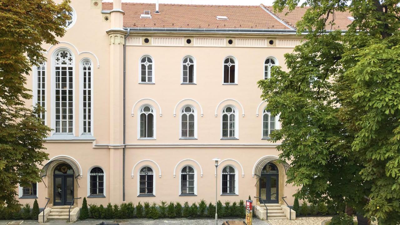 布达佩斯修道院精品酒店 外观 照片